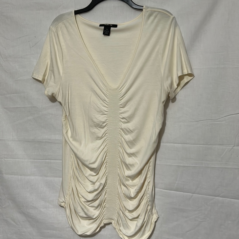 Soft stretchy s/s dressy top